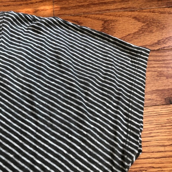 C&C California Women’s Stripped Linen Top SZ M - Picture 5 of 5